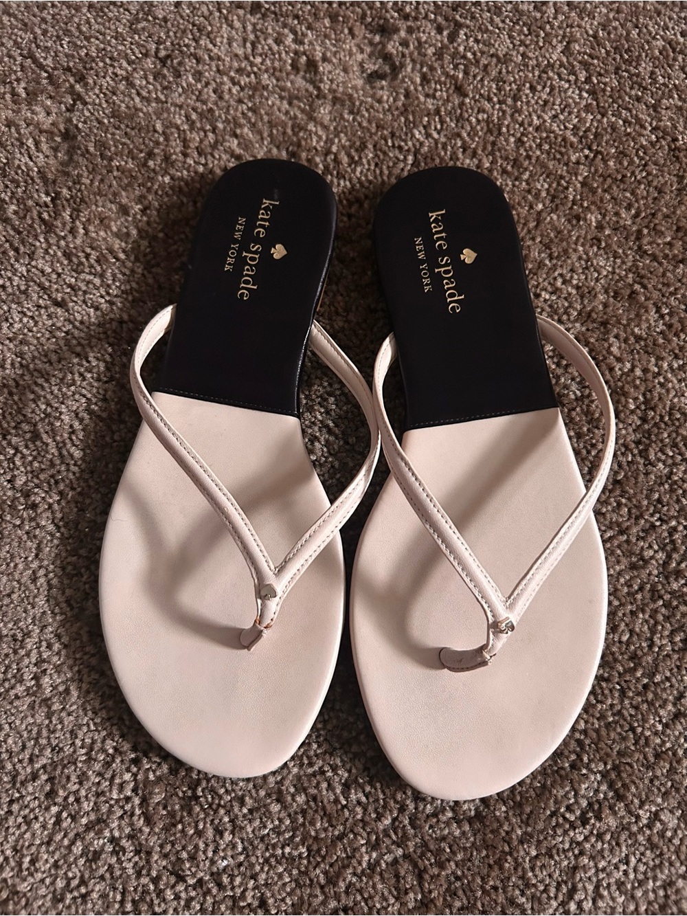 kate spade Leather Black & Beige Colorblock Cabana Flip Flops Women’s Size 8 - Picture 2 of 6